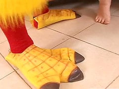 Smoking hot Lara Crow blows a guy in a chicken costume